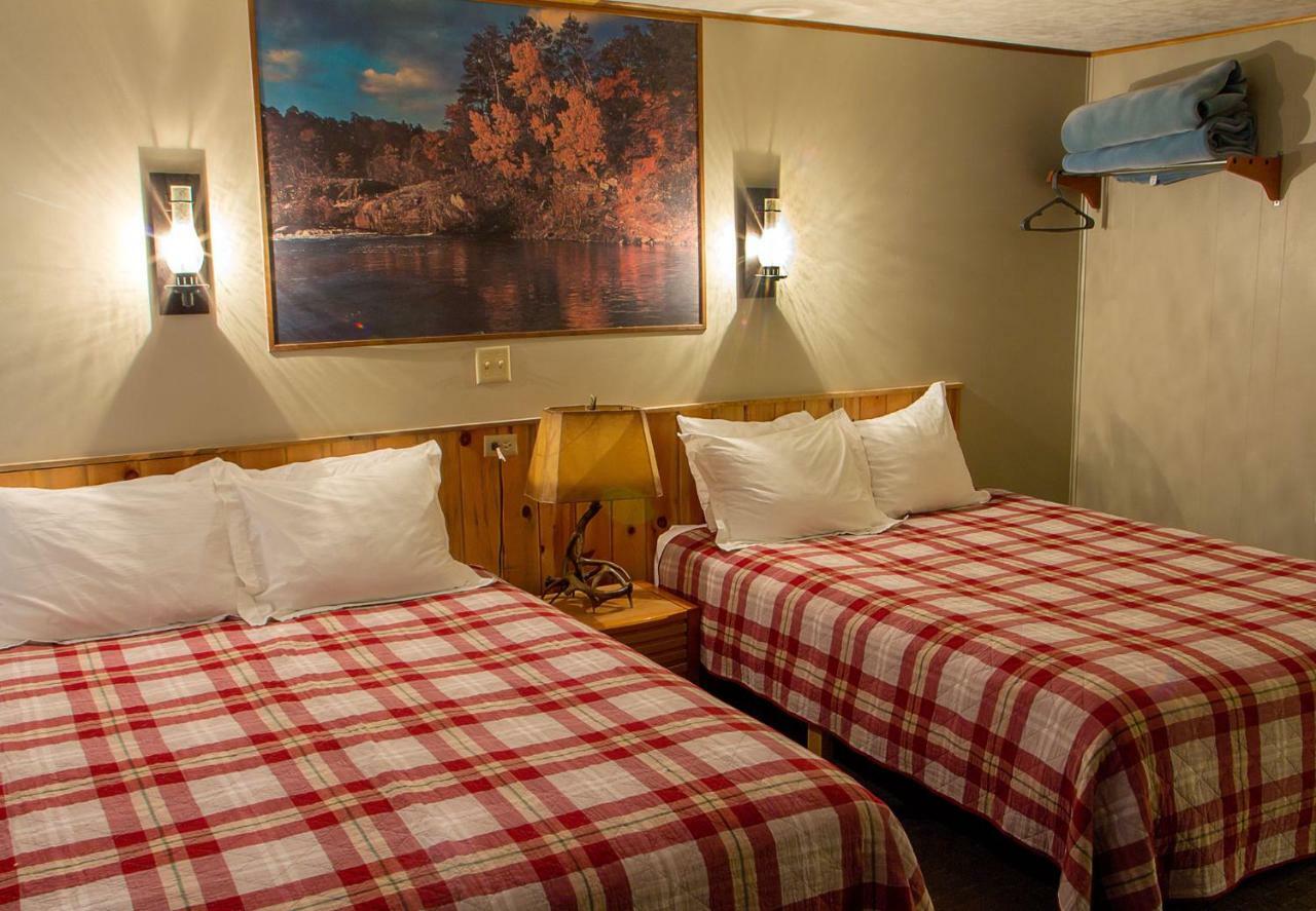High Country Motel And Cabins Cooke City Bagian luar foto