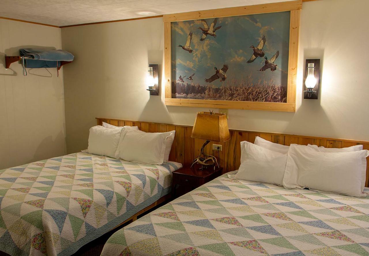 High Country Motel And Cabins Cooke City Bagian luar foto