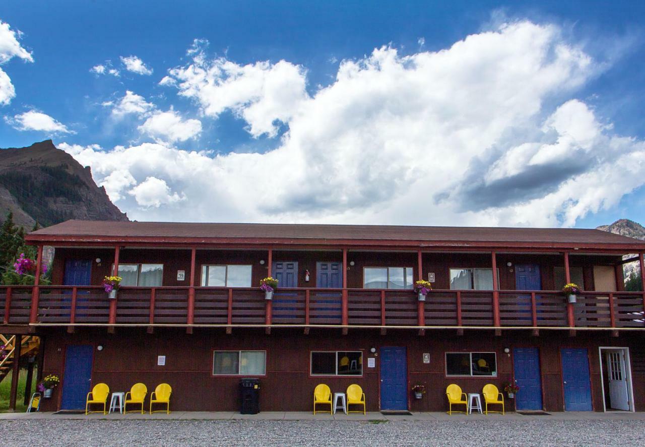 High Country Motel And Cabins Cooke City Bagian luar foto