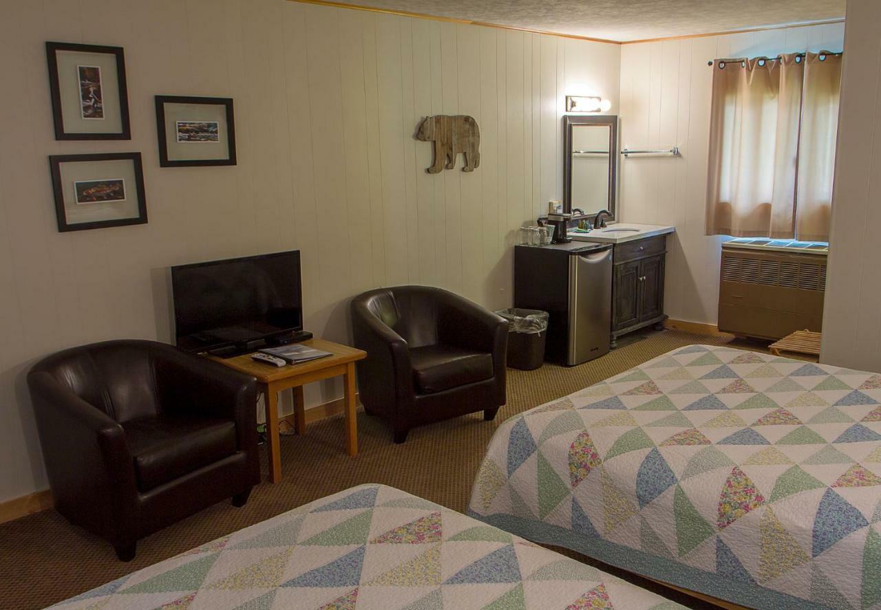 High Country Motel And Cabins Cooke City Bagian luar foto